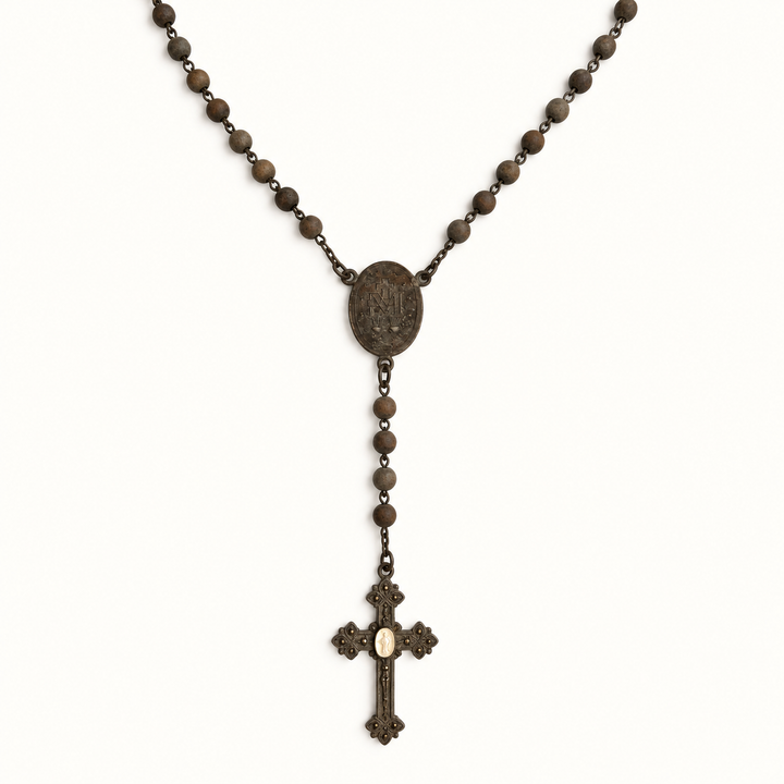 Rosario de Plata con Patina Negra Cruz piedra Nácar