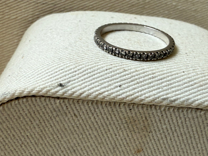 Anillo sin fin oro blanco