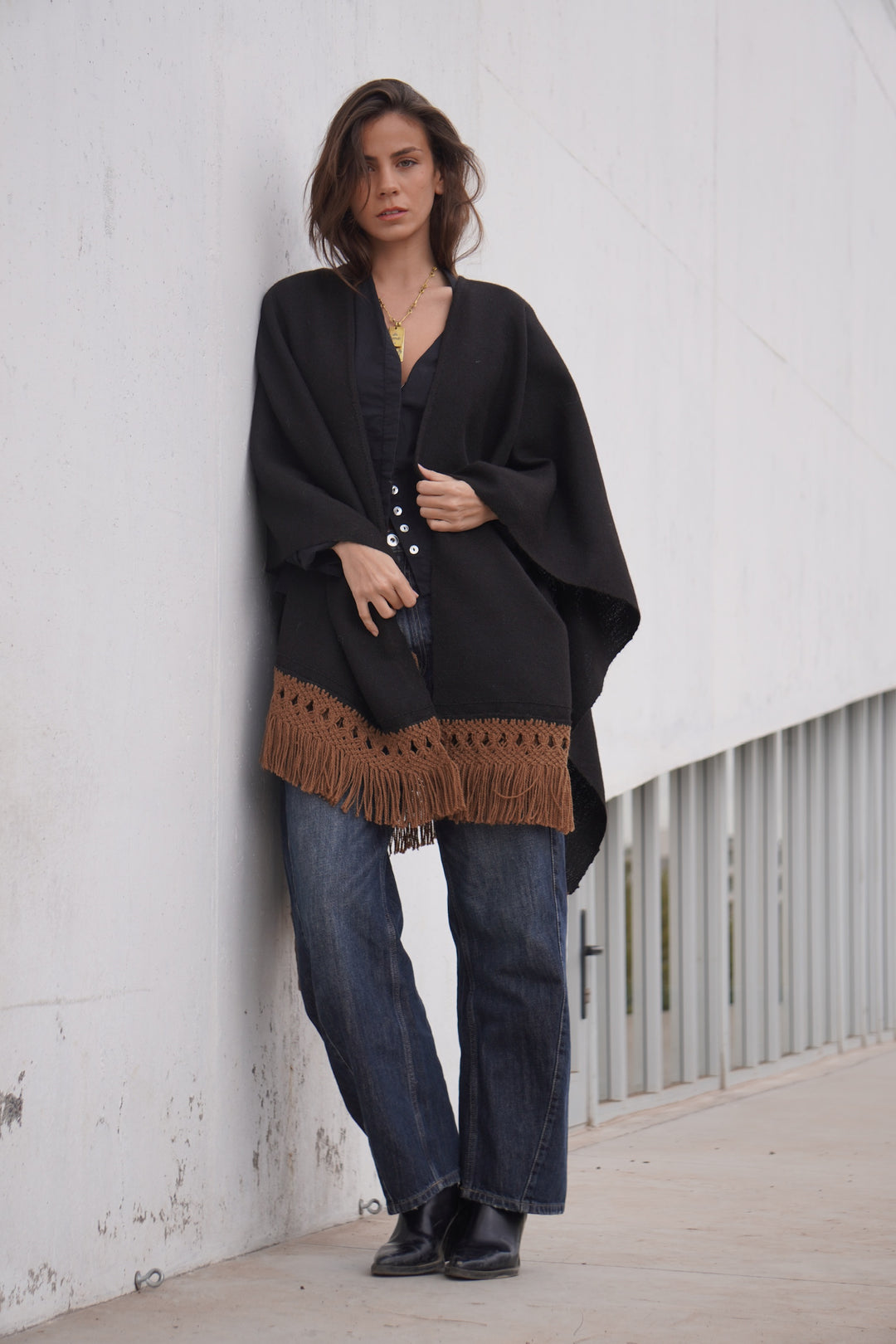 Manta Alpaca Negro Macramé