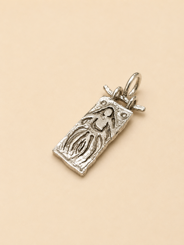 Colgante "Virgen niña" de Plata con Circón