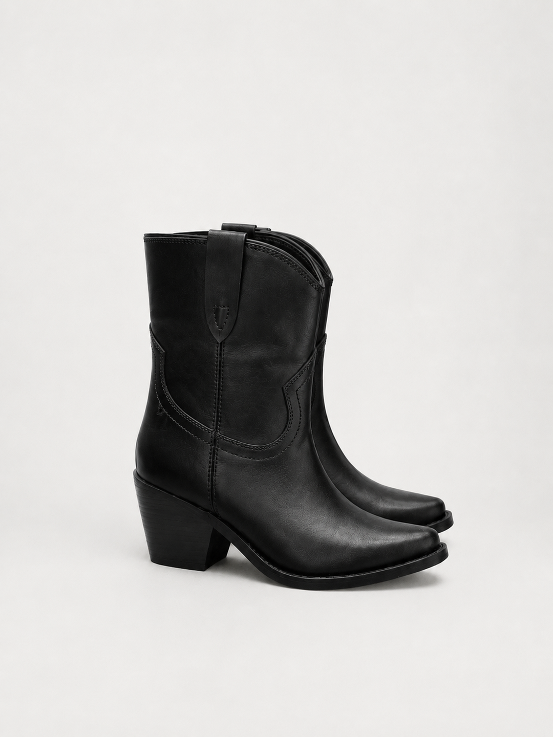 Bota Corta Consuelo Negro