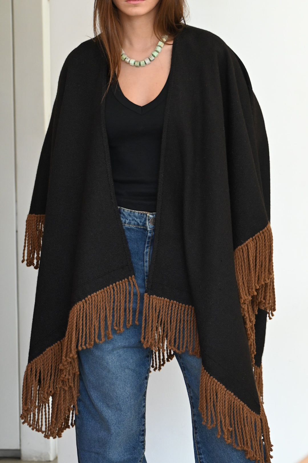 Manta Alpaca Negro/Flecos Camel