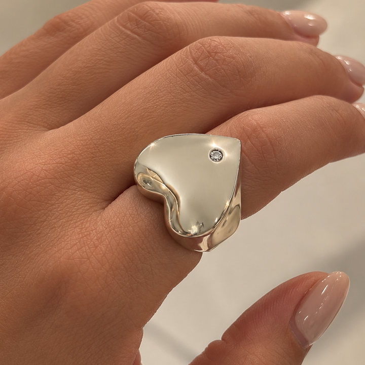 Anillo Plata en Forma de Corazón