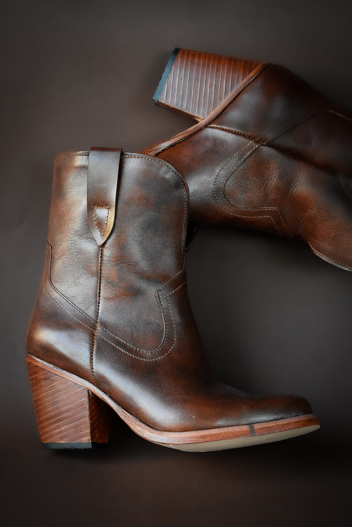 Bota Isabel Caramelo taco