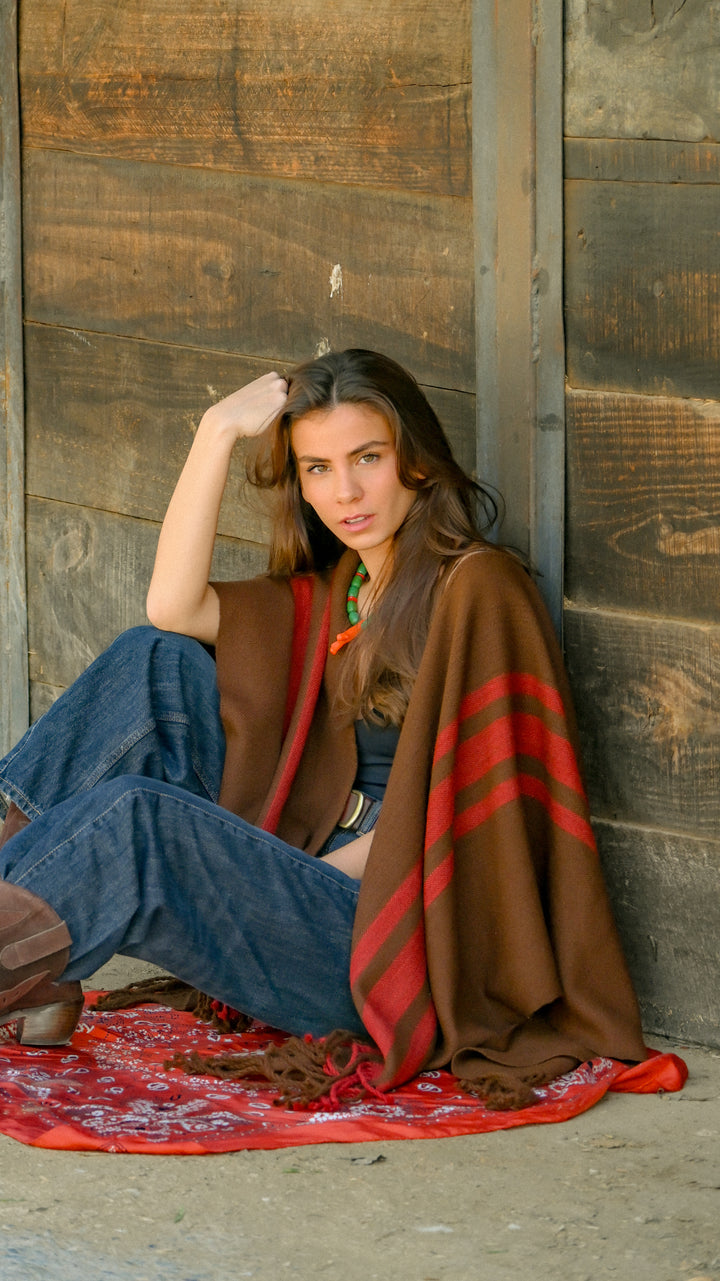 Manta Alpaca Chocolate Rojo Italiano SS26