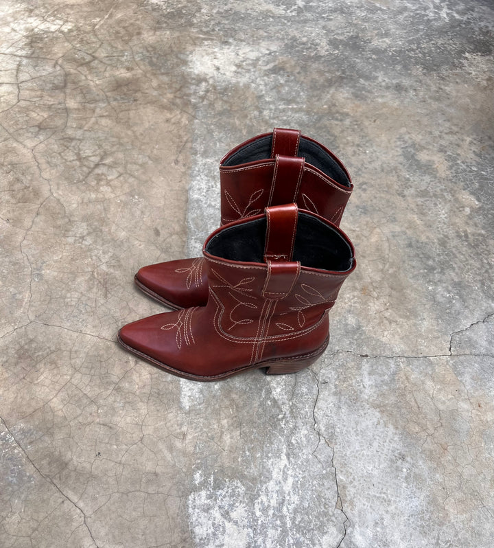 Bota Vaquera Corta Caramelo