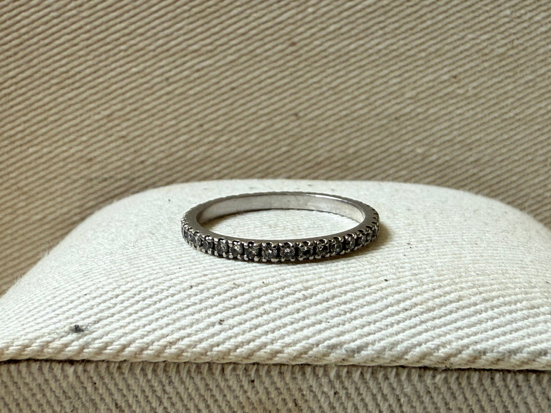 Anillo sin fin oro blanco