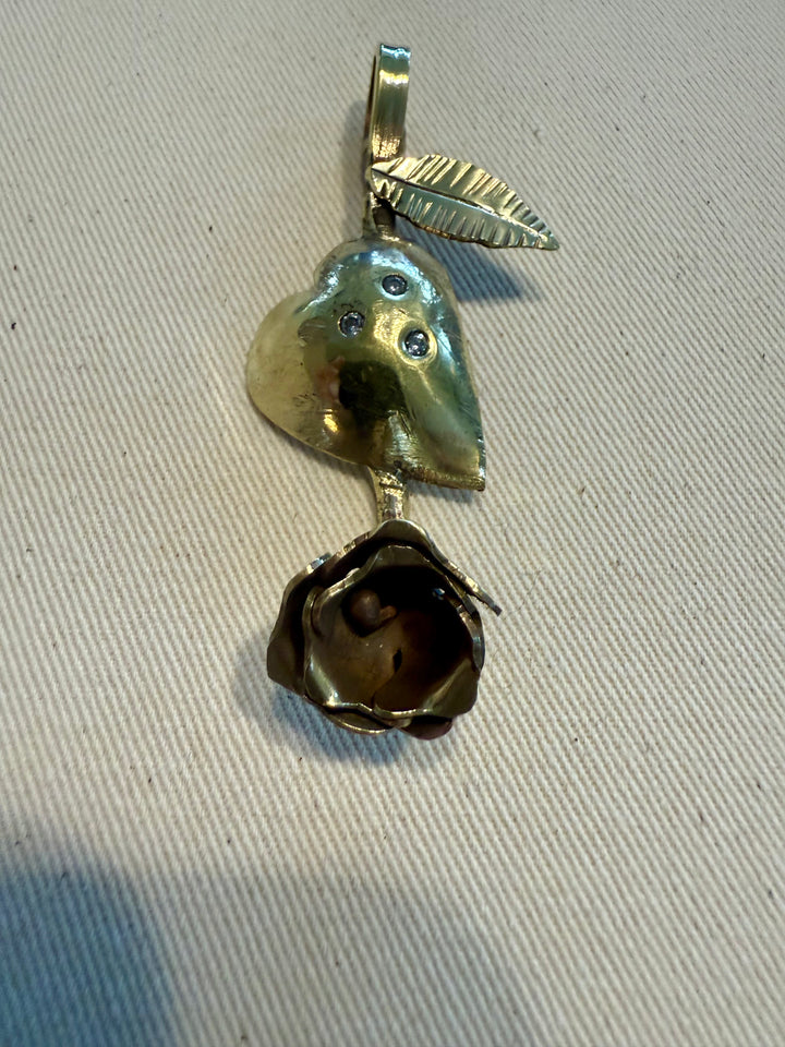 Rosa Corazón de Bronce