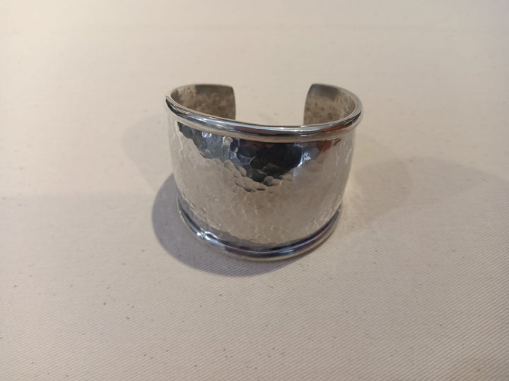 Esclava de Plata Martillada que siempre amé tener