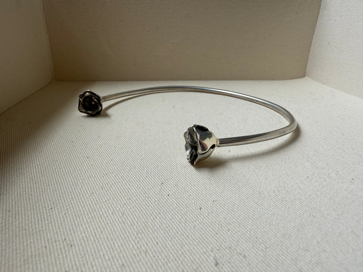 Collar rosa de plata