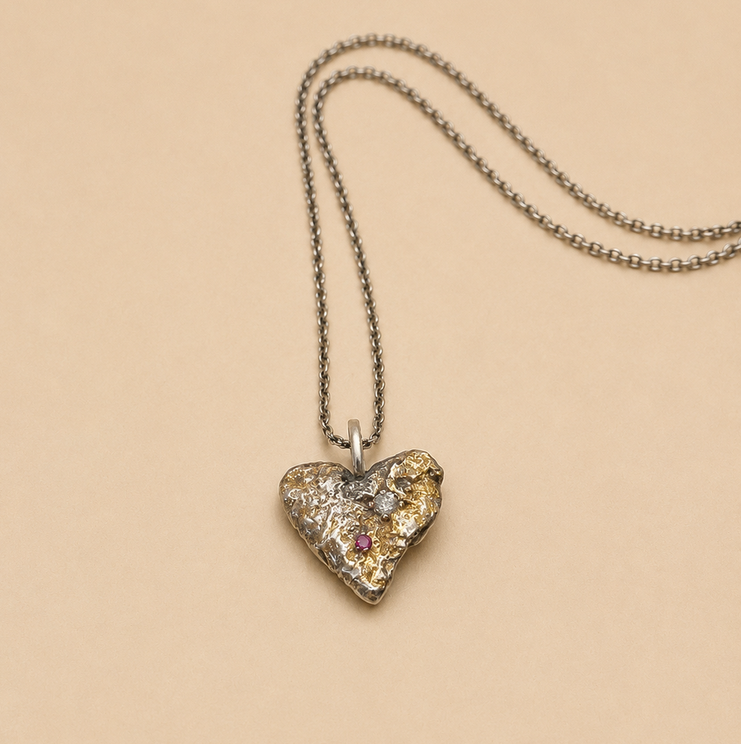 Collar Corazón plata con Circón y Rubí