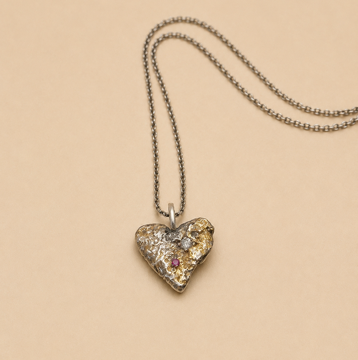 Collar Corazón plata con Circón y Rubí