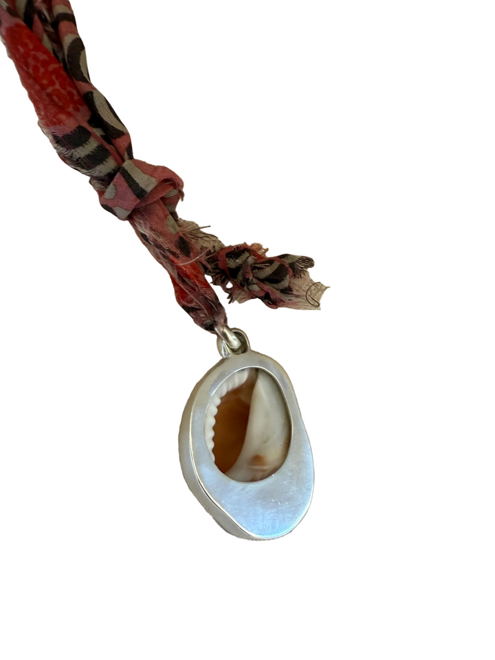 Concha blanca en plata