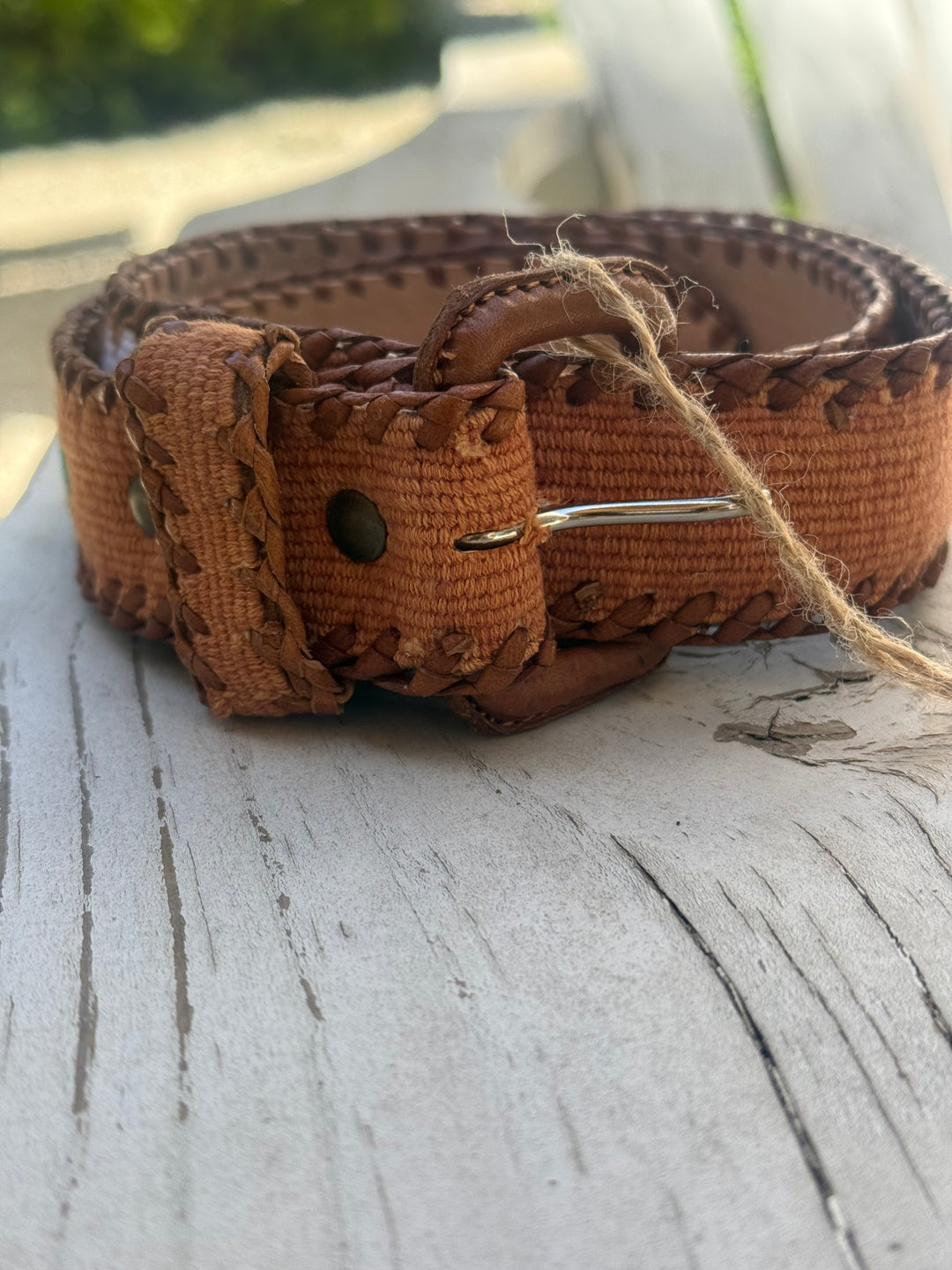 Cinturón de cuero hecho a mano en España