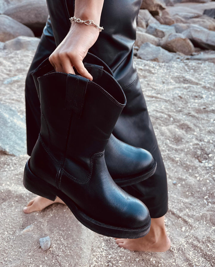 Bota Campo Negra Corta