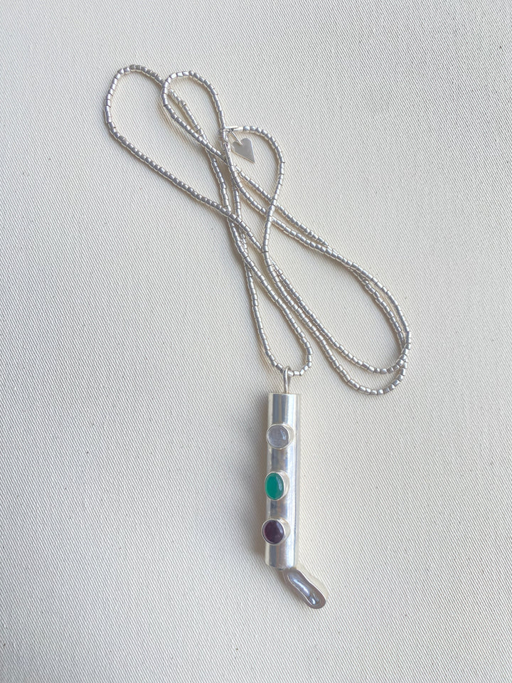 Collar de mostacilla