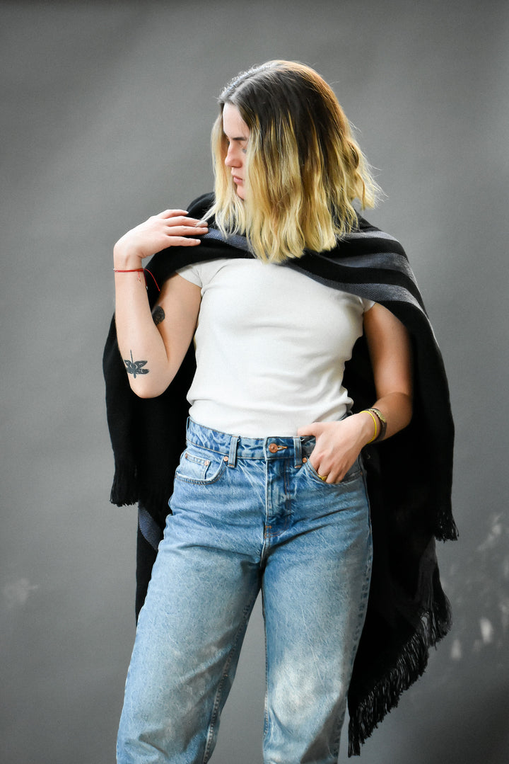 Poncho Lino Azul Celeste SS25