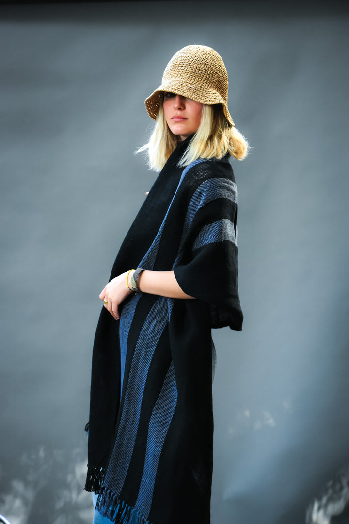 Echarpe Lino Negro Azul SS25