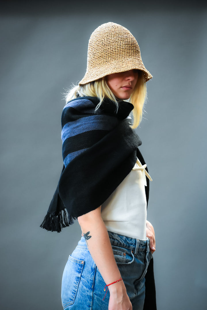 Echarpe Lino Negro Azul SS25